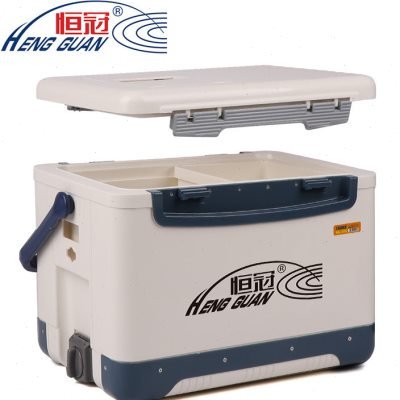 The Standing Crown Sea fishing tank with a multi-purpose fish tank with a skylight back